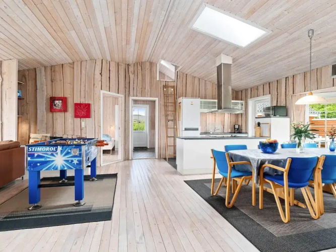 10 Person Holiday Home in Hemmet