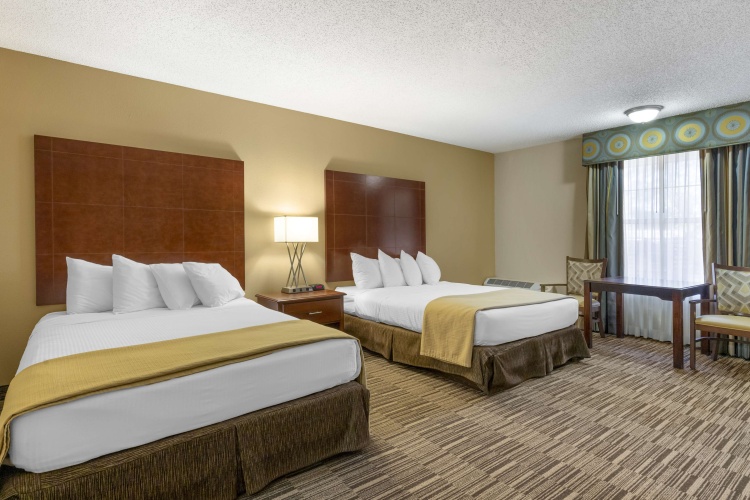 Standard Quadruple room
