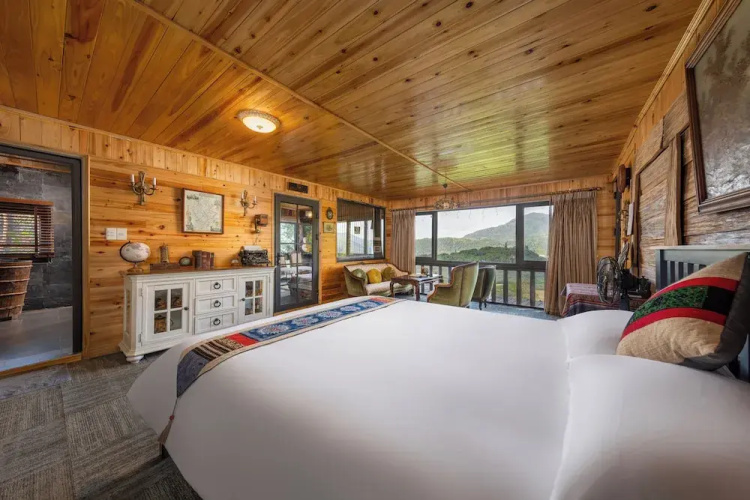 Ta Phin Cottage