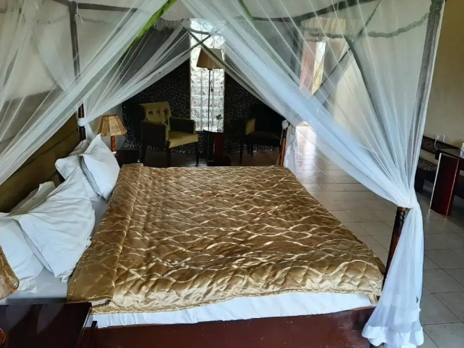 Double Cottage