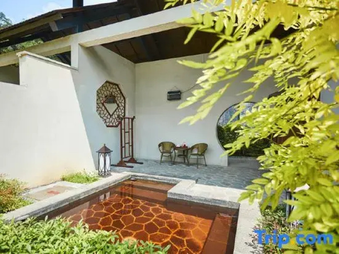 Huitang Hot Spring Resort
