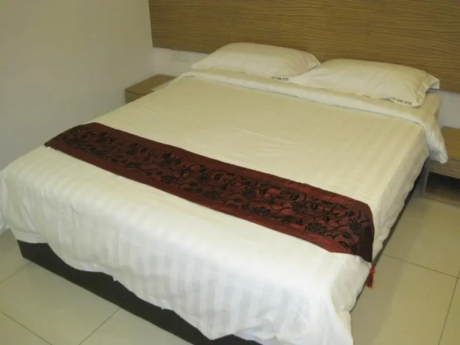 One Home Hotel