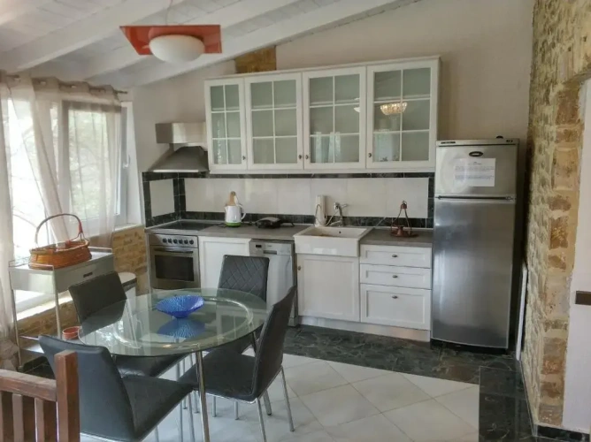 3 Bedrooms Villa
