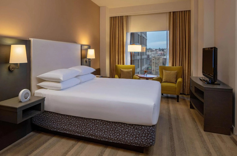 Hyatt At Olive 8