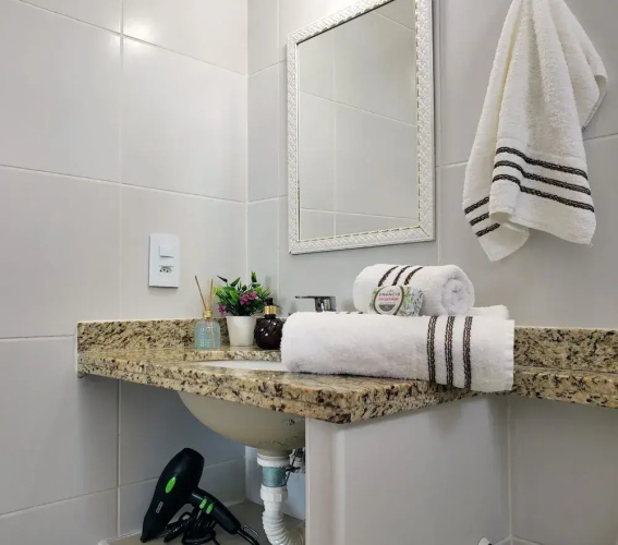 2 suítes térreo - próximo da piscina