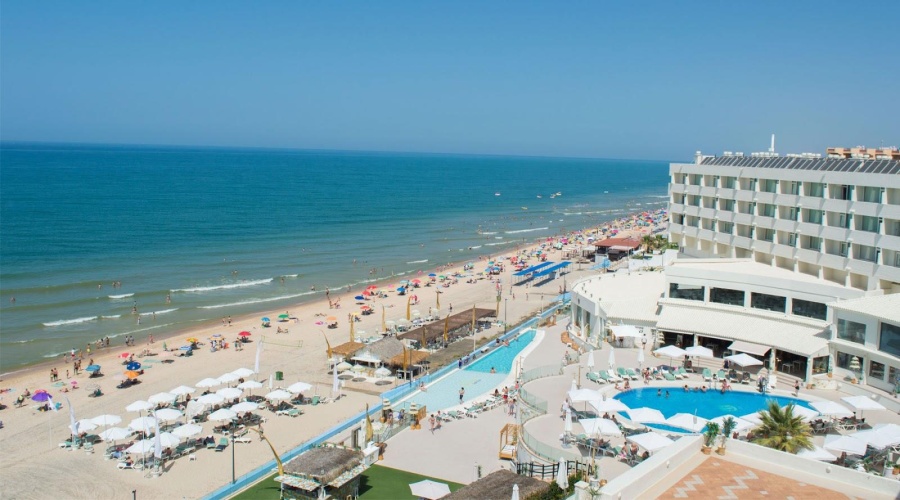 On Hotels Oceanfront - Adults Only photo 30