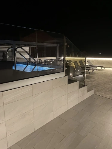 2 Bedrooms Luxury Apartment