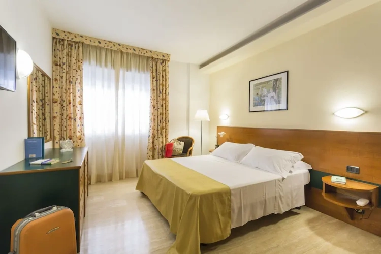 Economy room