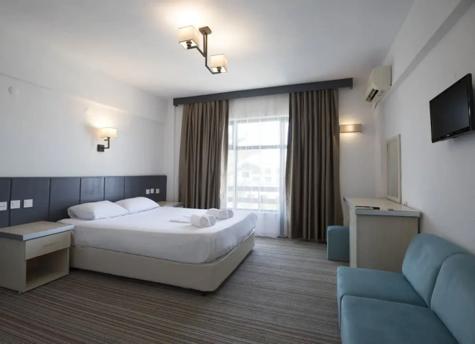 Standard room with balcony and with garden view