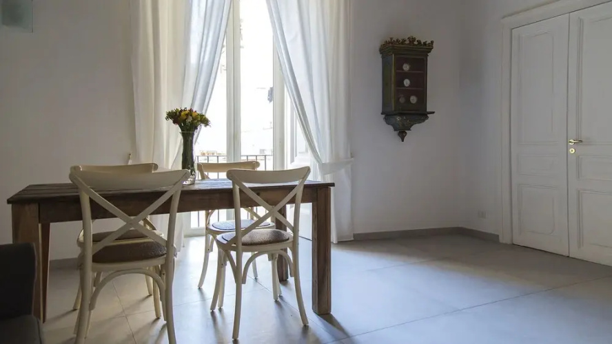 Italianway - Vico Sant'Anna 35