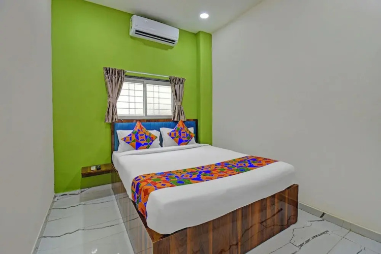 Fabhotel Stay Inn Lodge