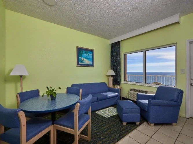 Deluxe Double Suite beachfront