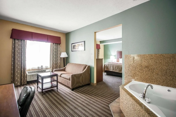 Double Suite
