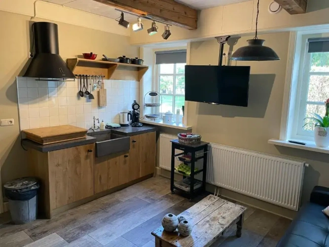Twin Basement Apartment