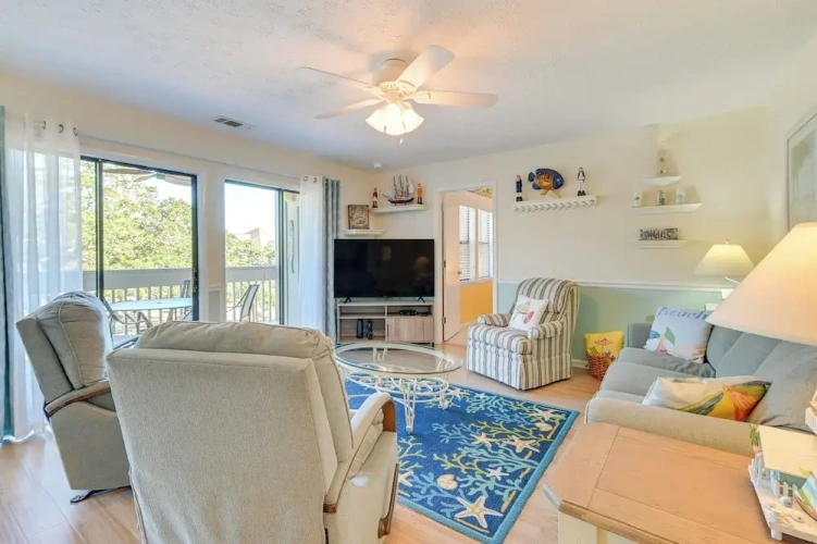 3 Bedrooms Apartment