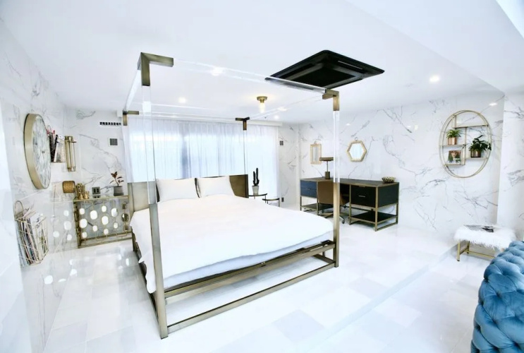 The Root2 Hotel