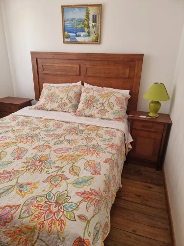 2 Bedrooms Standard Family room with garden view