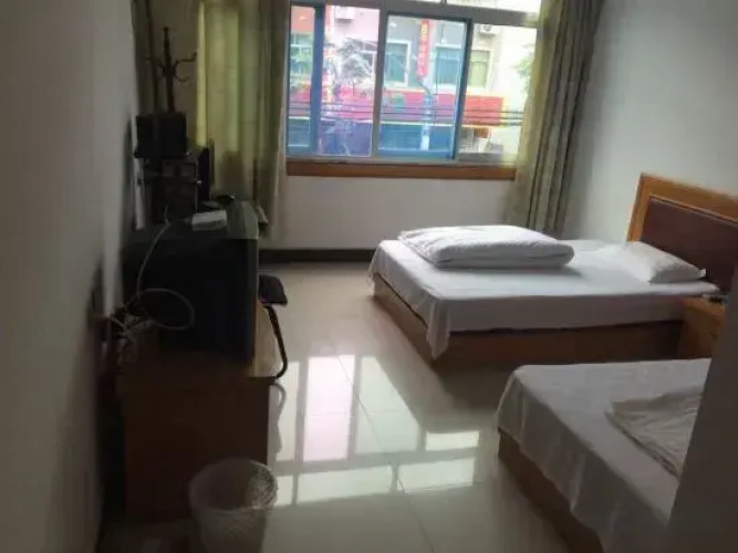 Daffodil Hotel