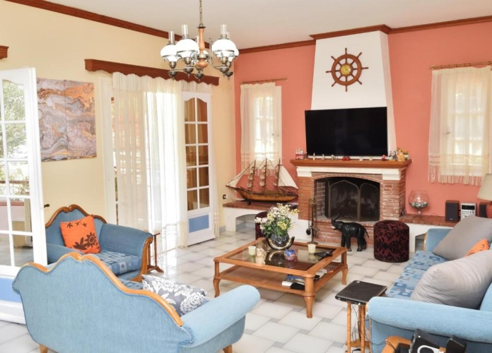 3 Bedrooms Villa