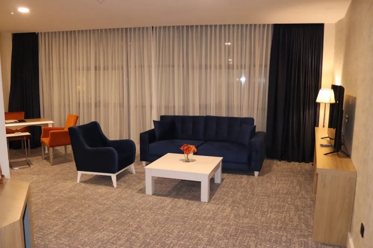 Suite with balcony
