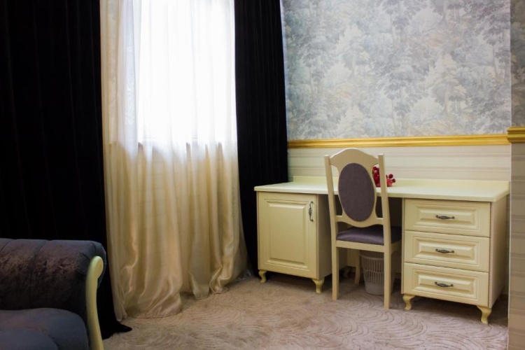 Quadruple Suite