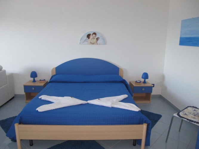 Standard Triple room with balcony and with sea view