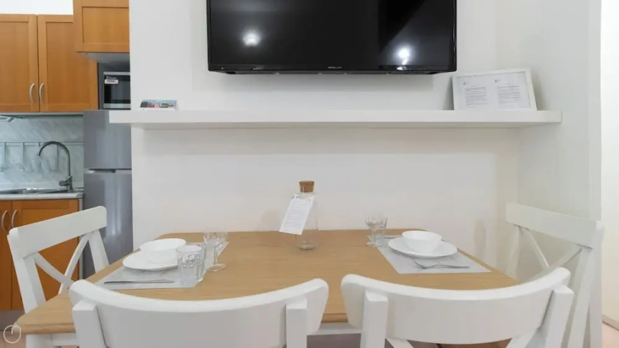 1 Bedroom Apartment with balcony