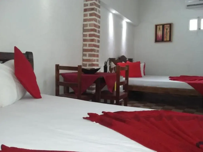 Standard Triple room