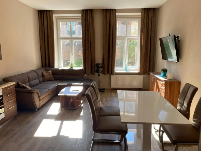 Zeyer Aparments