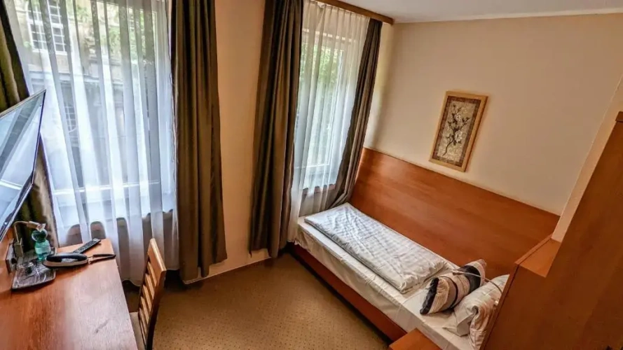 Standard Single room