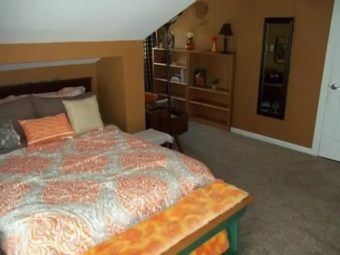 Tin Brook Bed & Breakfast