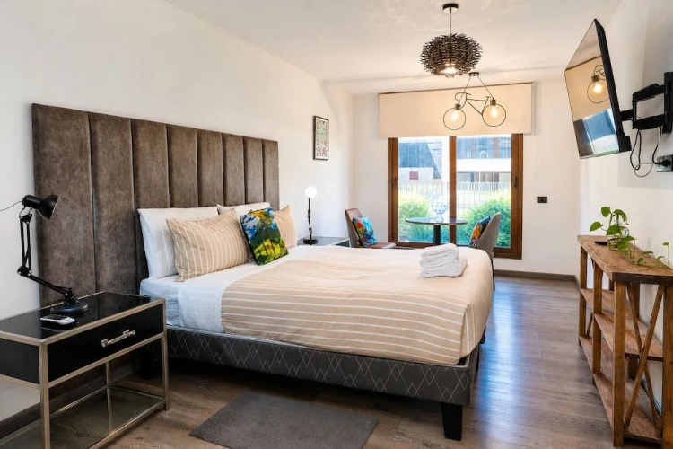 Standard Apartment