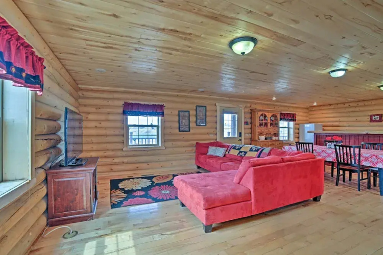 Rustic Cabin Near Palisade State Park w/ Deck!