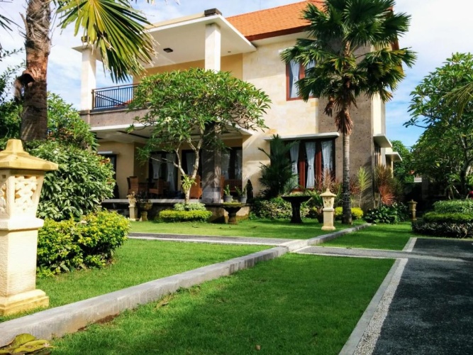 3 Bedrooms Cottage
