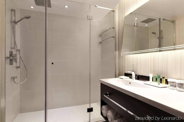 Hilton London Heathrow Airport photo 15