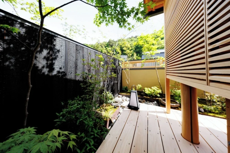 Executive Suite with garden view