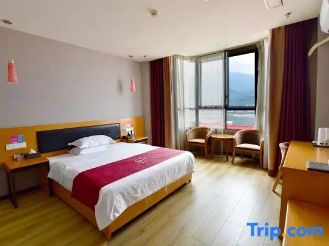 Deluxe Double room with lake view