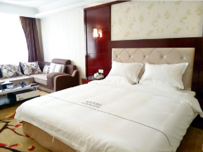 Deluxe Double Suite