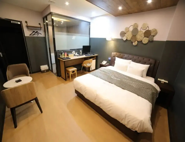 Soo Hotel