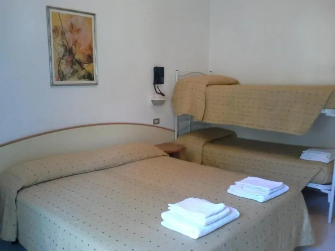 Standard Quadruple room