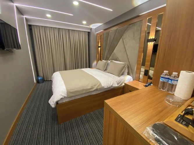 Economy room