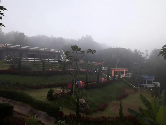 1 Bedroom Bungalow with view