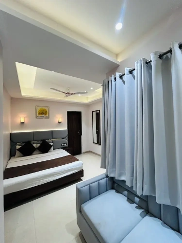 Standard Family room