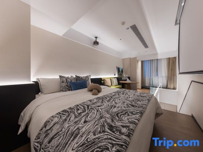 1 Bedroom Deluxe Suite