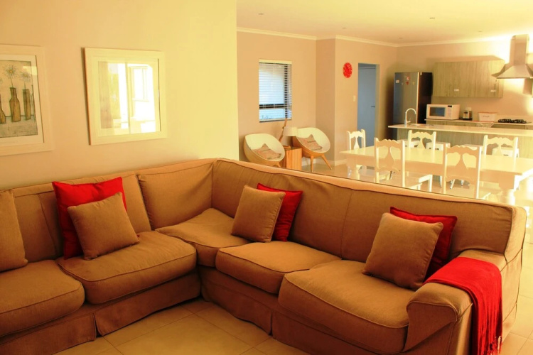6 1127 Golf Villa Self catering