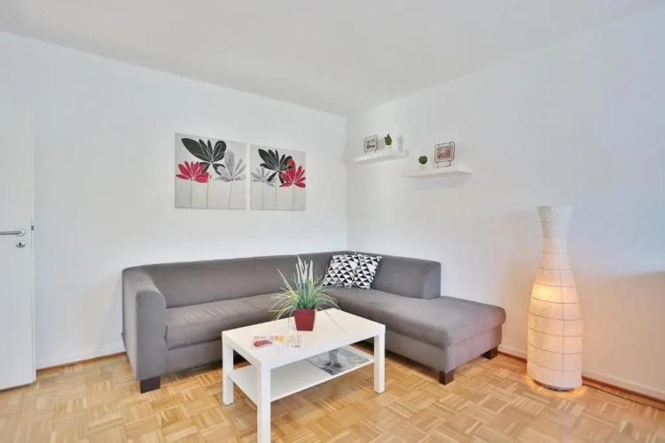 2 Bedrooms Apartment