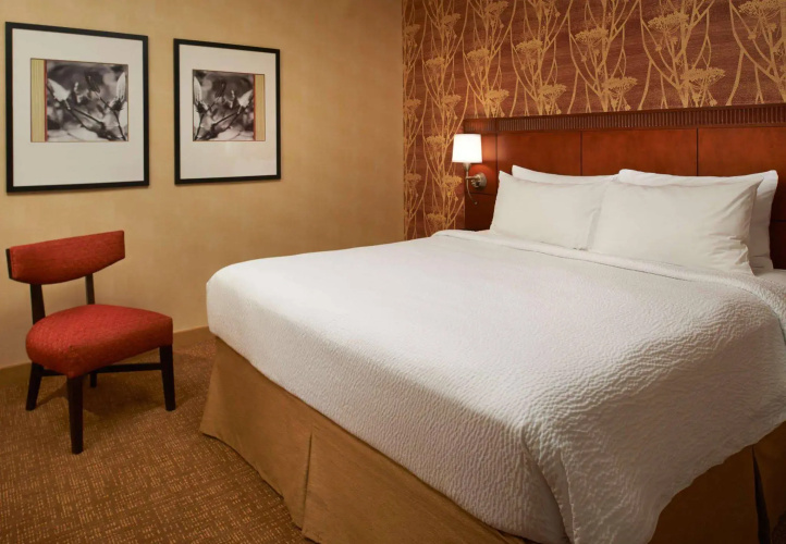Courtyard by Marriott Cincinnati Blue Ash