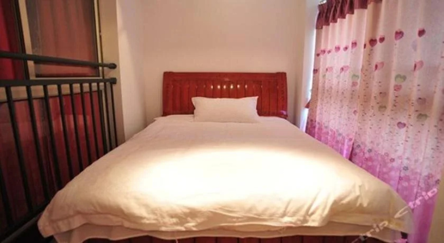 Guanggu Hotel