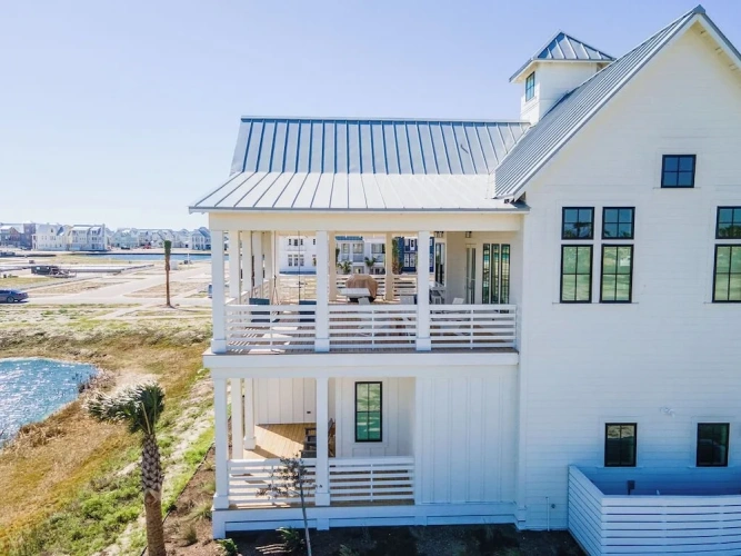 4 Bedrooms Cottage