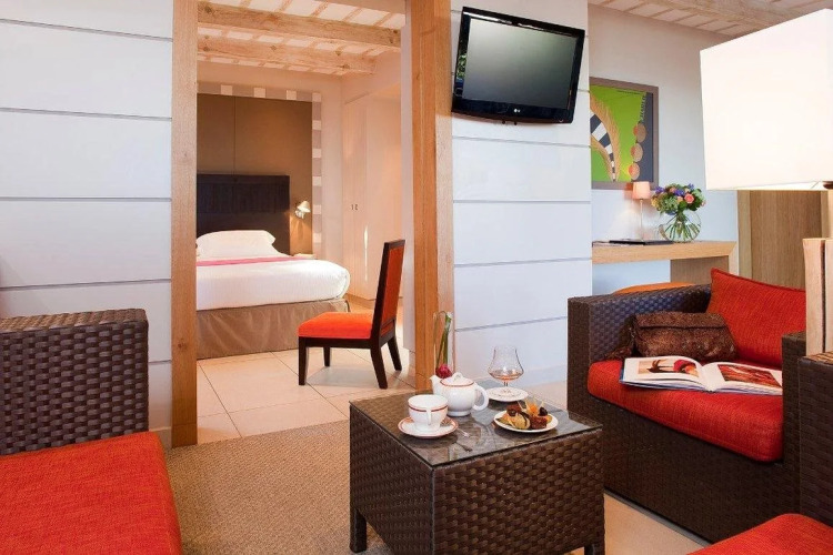 Les Bergeries De PalombaggiaOver view